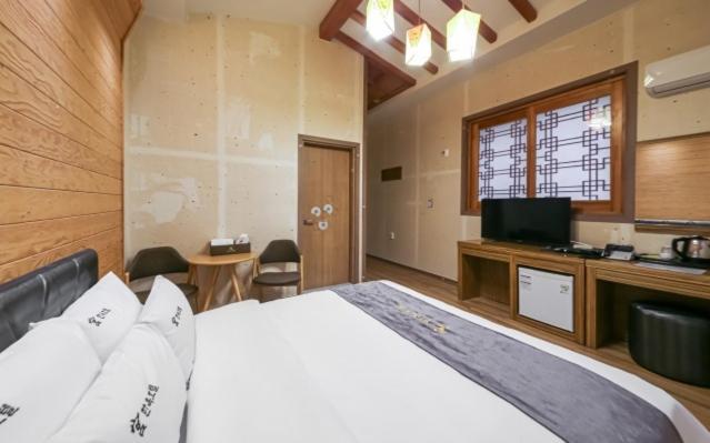 Jeonju Hanok Hotel Kung Dış mekan fotoğraf
